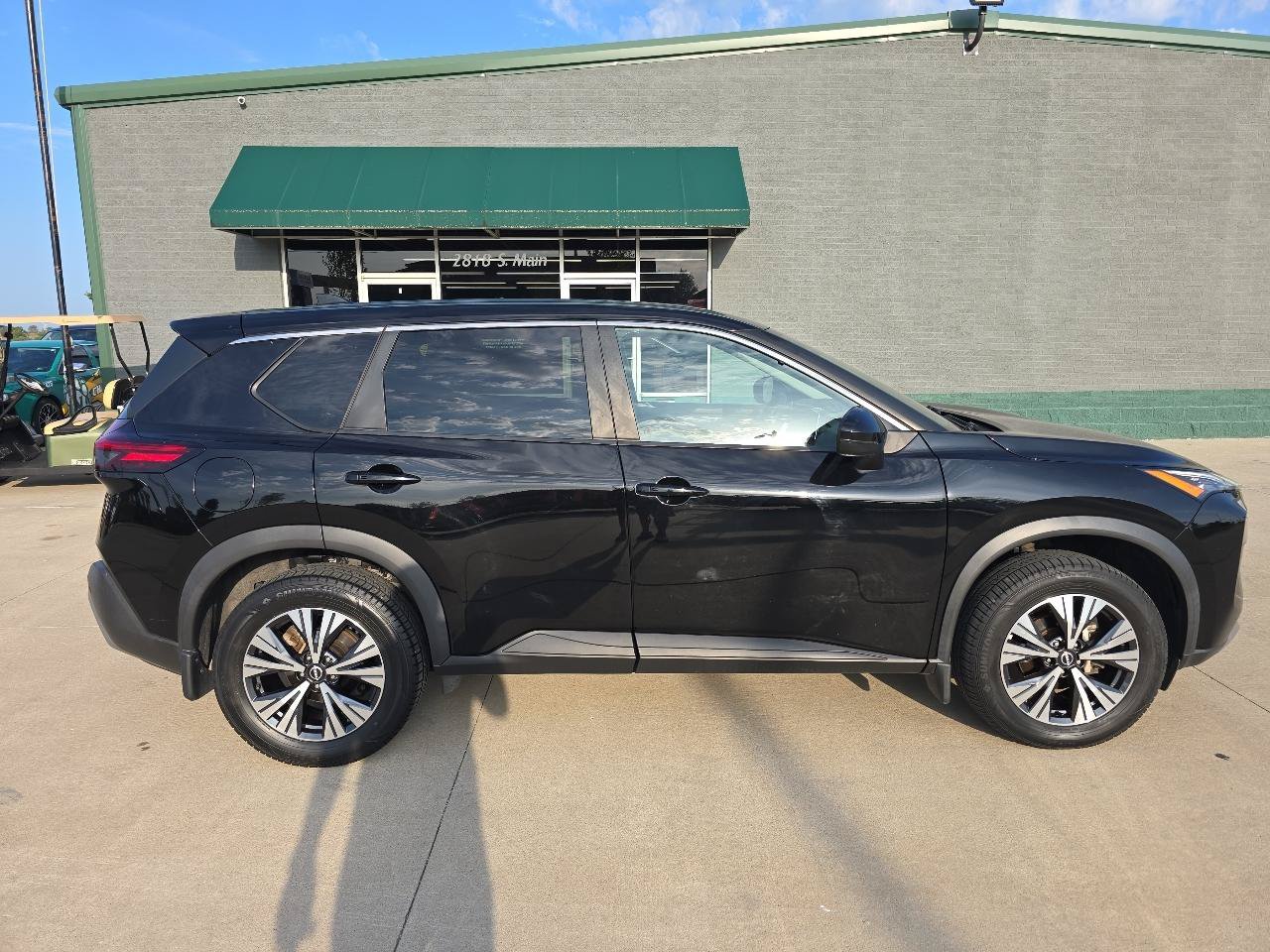 Used 2022 Nissan Rogue SV AWD/4WD image 10