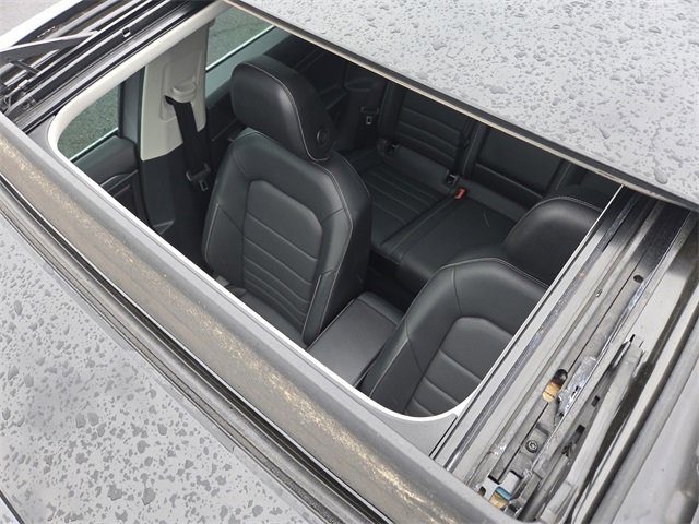 Used 2022 Volkswagen Jetta SE image 3