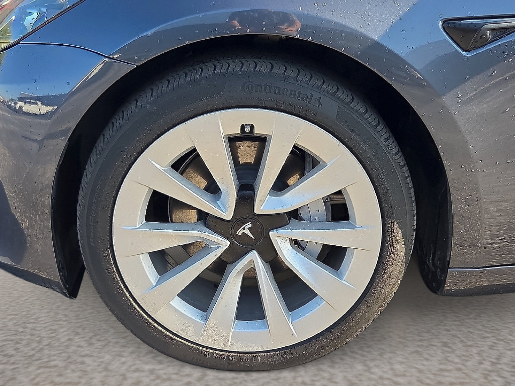 Used 2023 Tesla Model 3 Standard Range RWD image 8