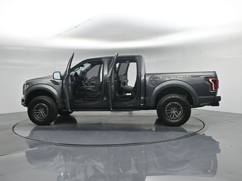 Used 2019 Ford F150 Raptor w/ Equipment Group 802A Luxury AWD/4WD image 39
