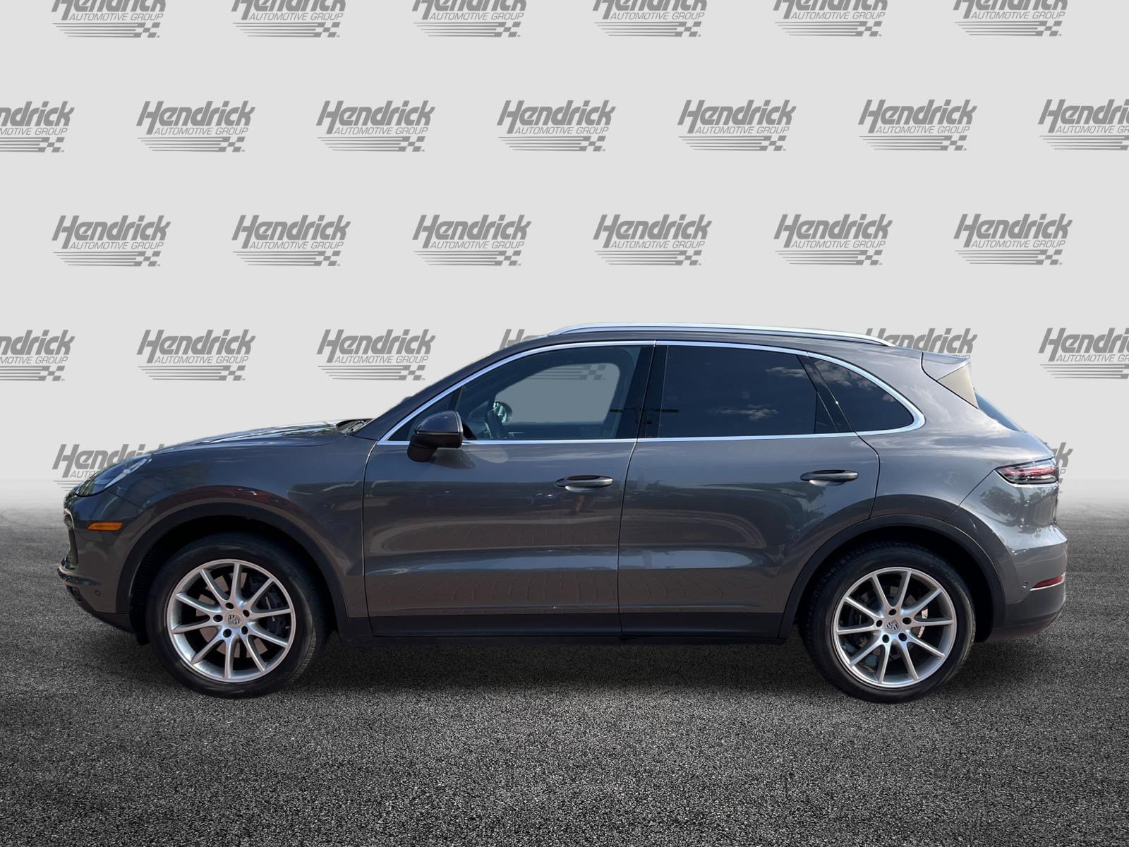 Used 2022 Porsche Cayenne AWD/4WD image 7