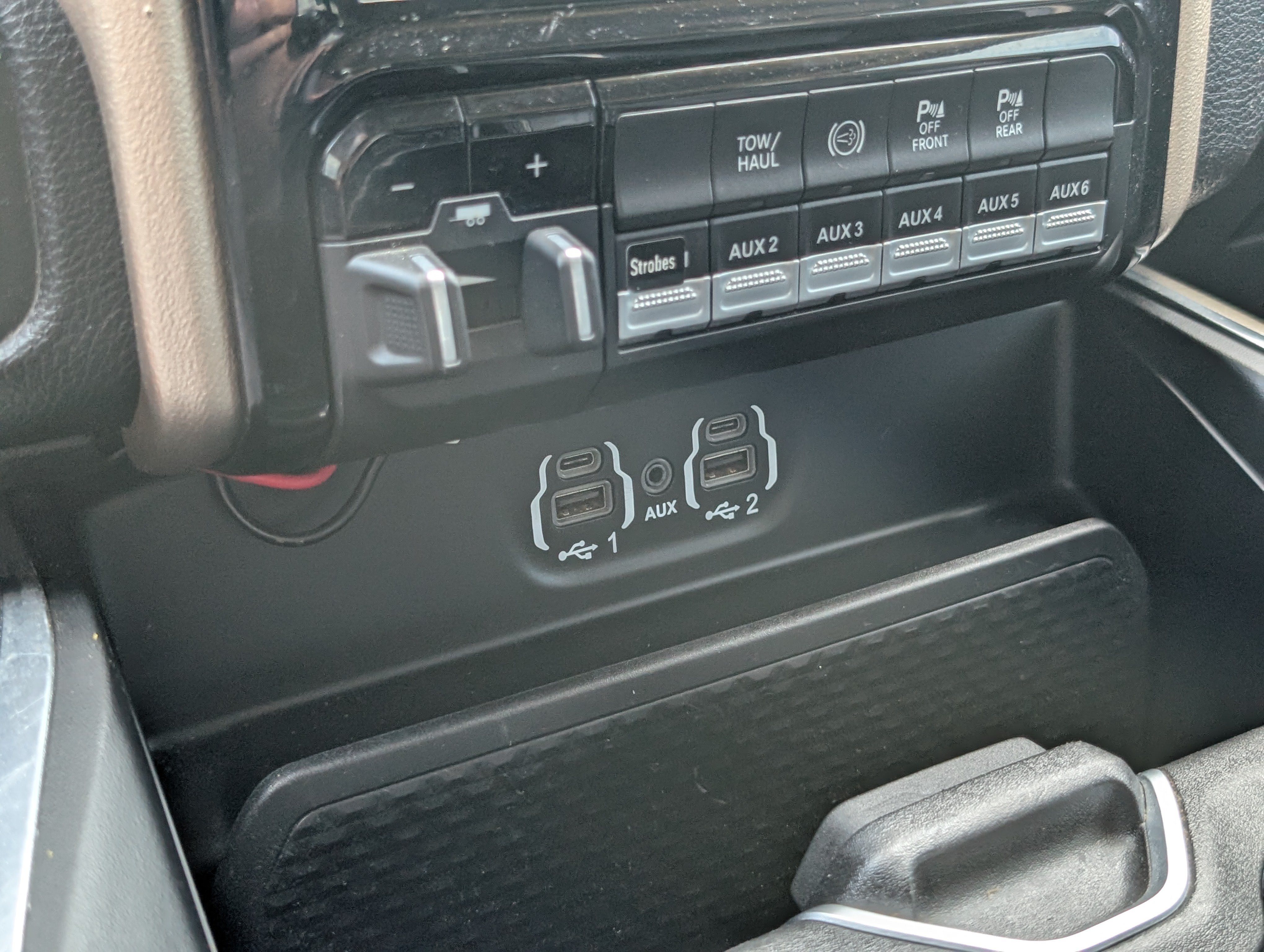 Used 2022 RAM 2500 Laramie AWD/4WD image 22