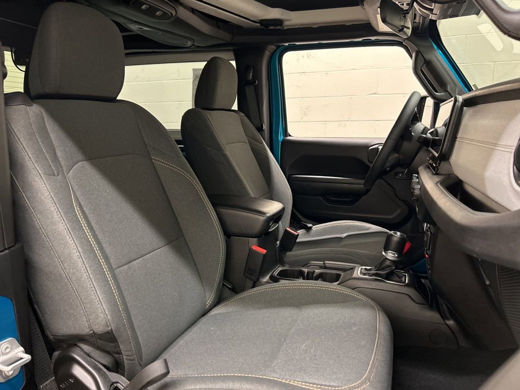 Used 2024 Jeep Wrangler Willys image 10