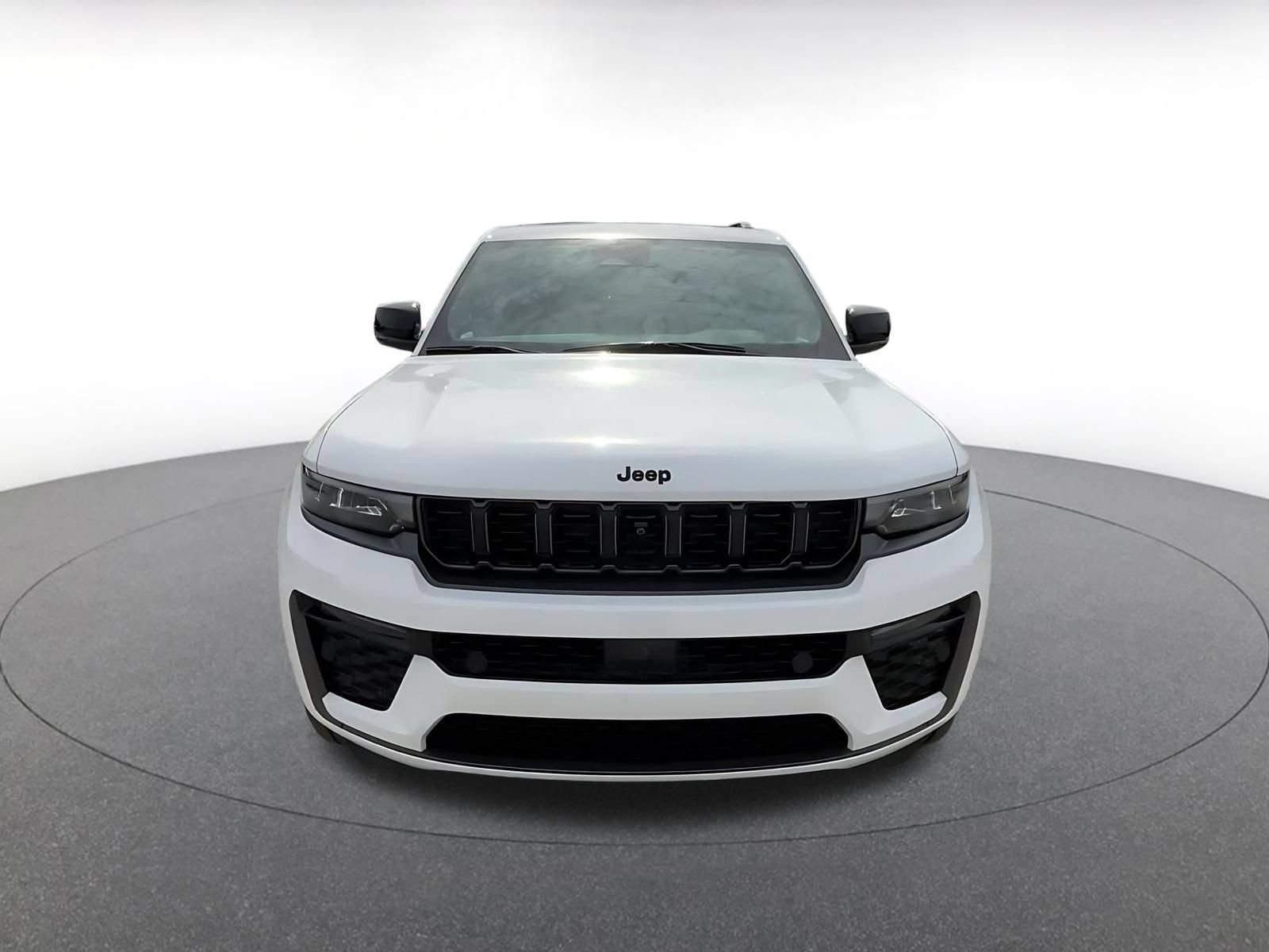 Used 2026 Jeep Grand Cherokee Limited AWD/4WD image 6