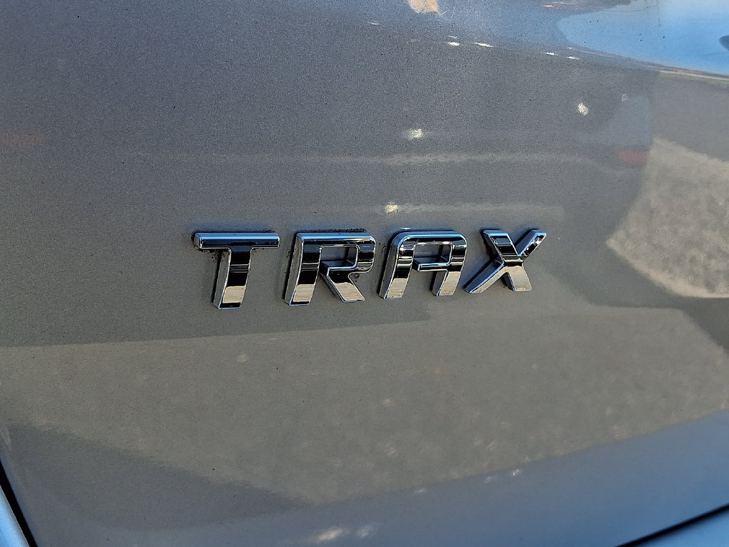 Used 2017 Chevrolet Trax LS FWD image 30