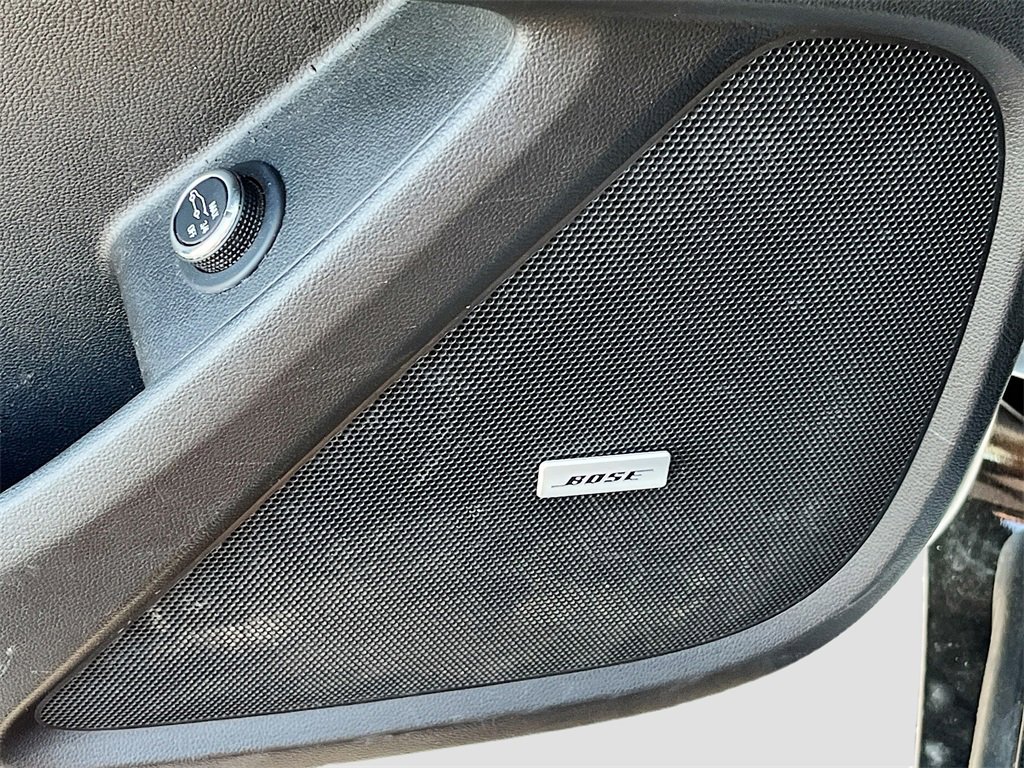 Used 2022 Chevrolet Traverse Premier w/ Redline Edition image 19