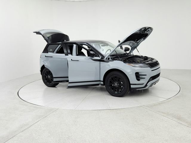 New 2025 Land Rover Range Rover Evoque Dynamic SE image 10
