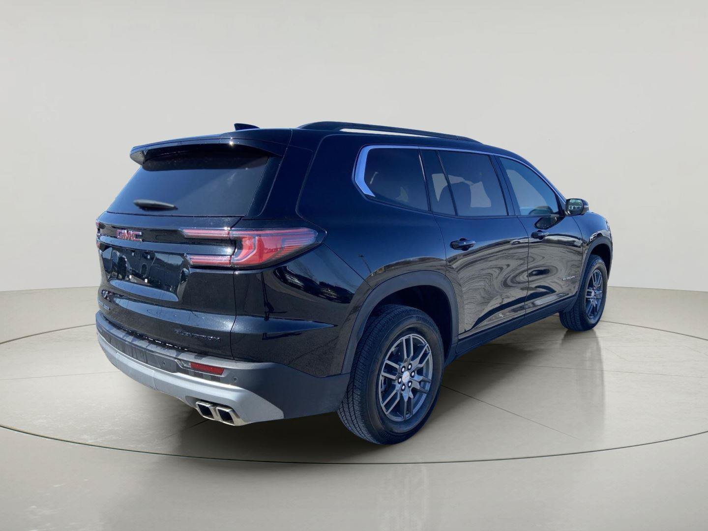 Used 2025 GMC Acadia Elevation AWD/4WD image 3