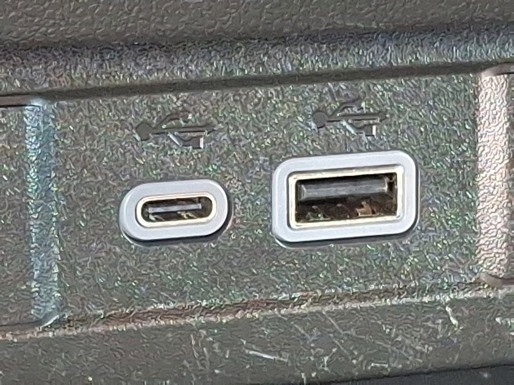 Used 2024 Chevrolet Colorado LT image 25