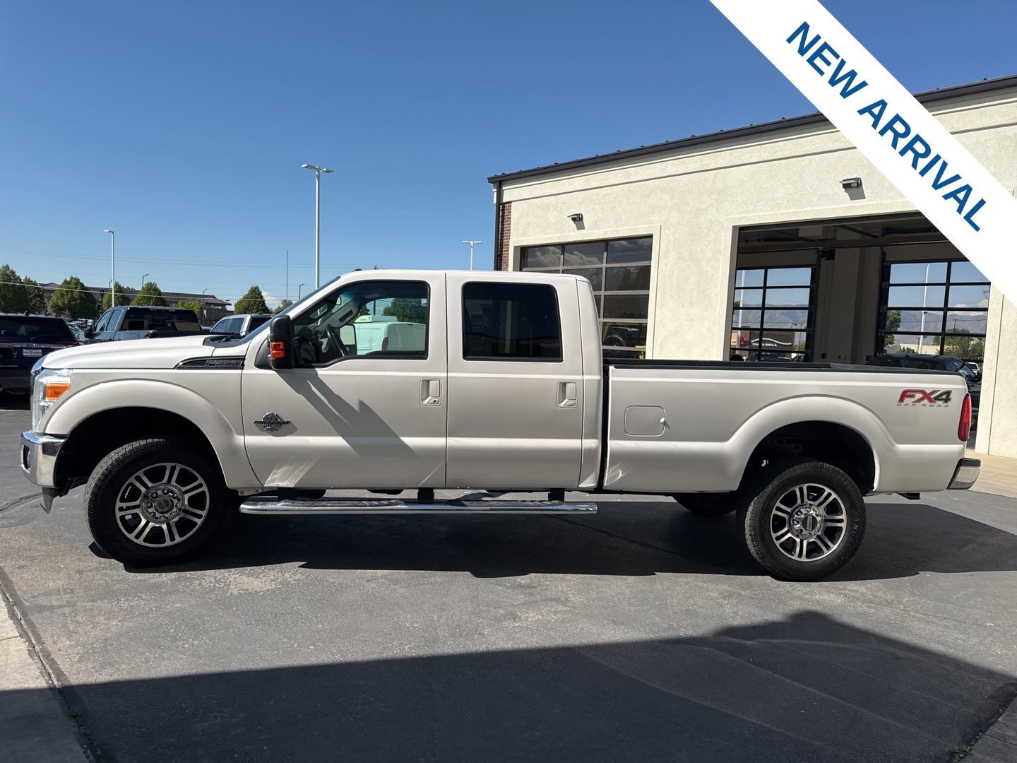 Used 2016 Ford F350 Lariat w/ Lariat Ultimate Package AWD/4WD image 4