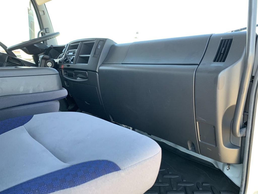 New 2024 Chevrolet Low Cab Forward 6500XD RWD image 27