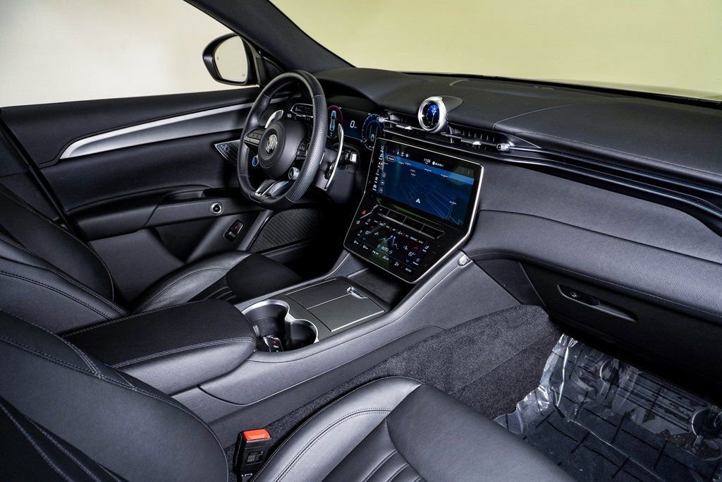 Certified 2024 Maserati Grecale GT image 14