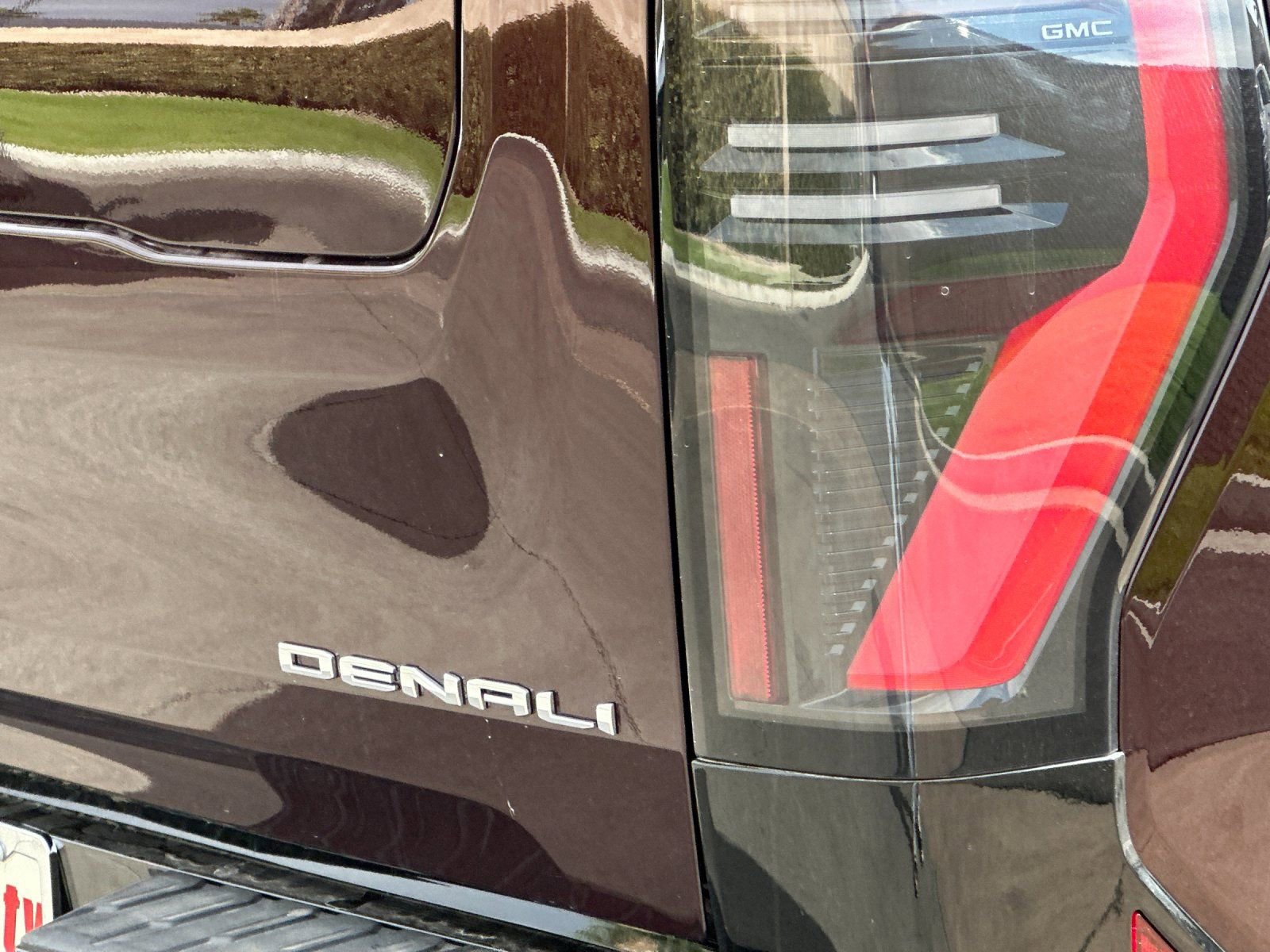 New 2025 GMC Sierra EV Denali image 25