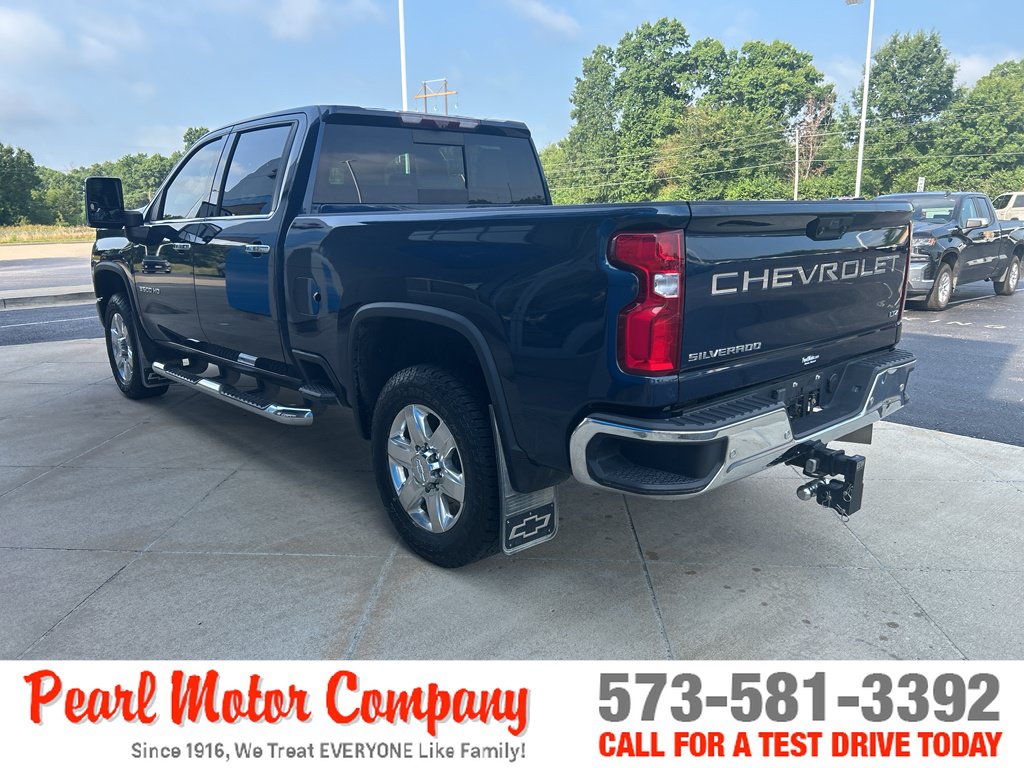 Certified 2020 Chevrolet Silverado 3500 LTZ w/ LTZ Premium Package AWD/4WD image 6