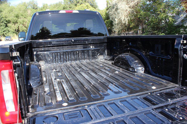 Used 2023 Ford F250 XLT w/ Camper Package image 15