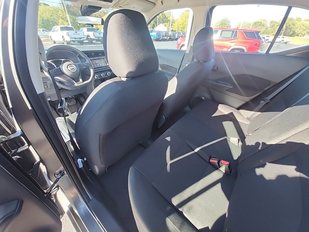 Used 2025 Nissan Kicks Play S image 15