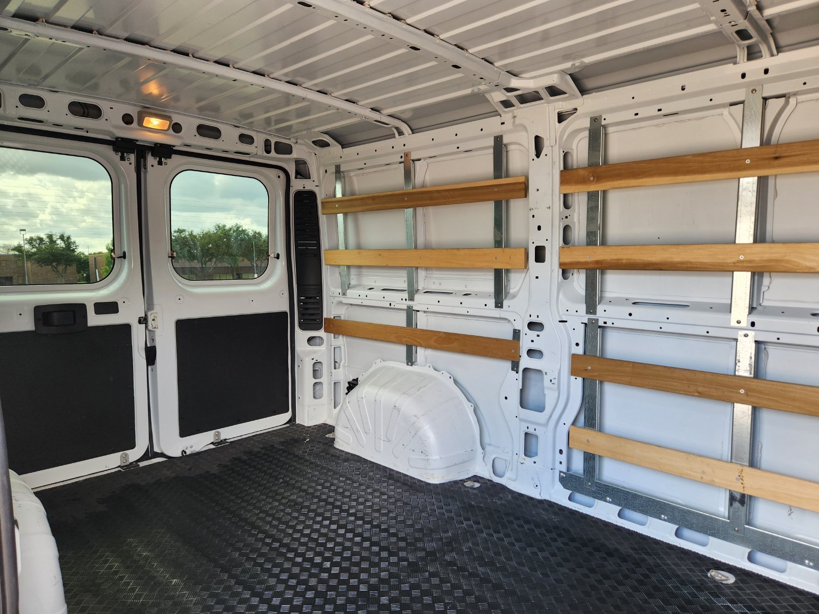 Used 2025 RAM ProMaster 2500 w/ U-Haul Equipment Group FWD image 43