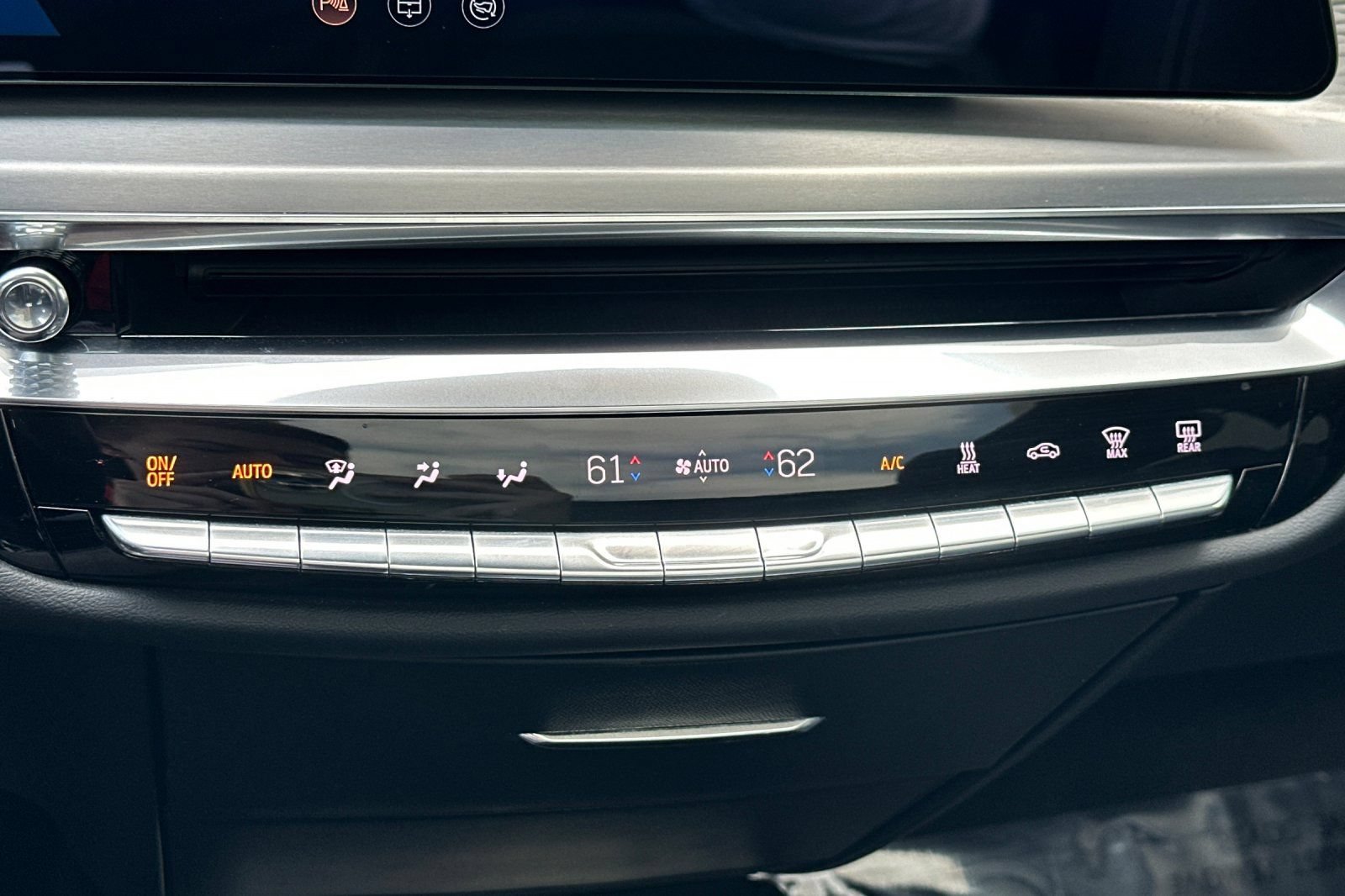 Certified 2024 Cadillac Lyriq Sport AWD/4WD image 28