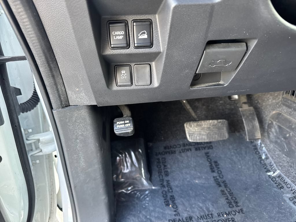 Used 2023 Nissan Frontier SV w/ Midnight Edition Package AWD/4WD image 35