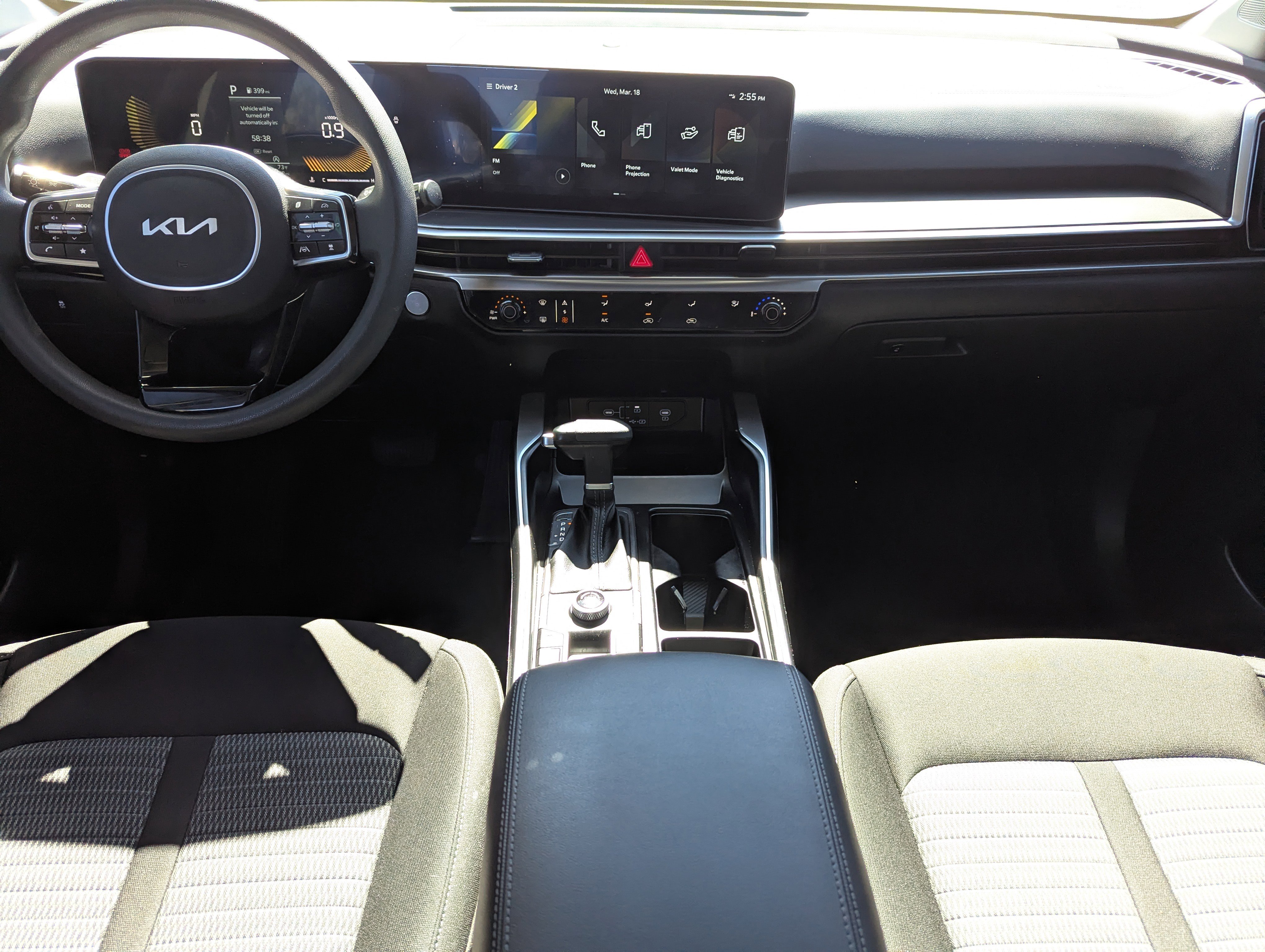 Certified 2025 Kia Sorento LX image 14