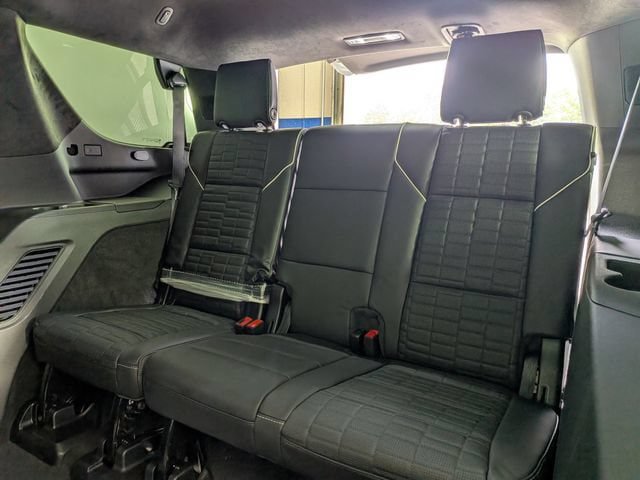 New 2026 Cadillac Escalade Platinum Luxury w/ LPO, Floor Liner Package AWD/4WD image 34