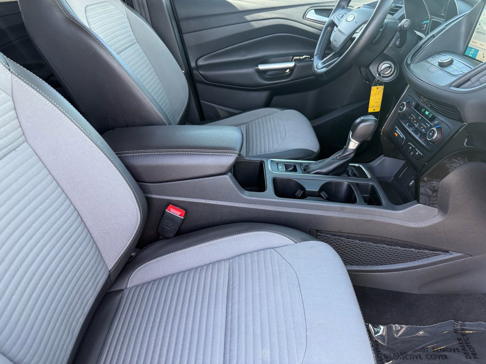 Used 2017 Ford Escape SE w/ Equipment Group 201A image 30