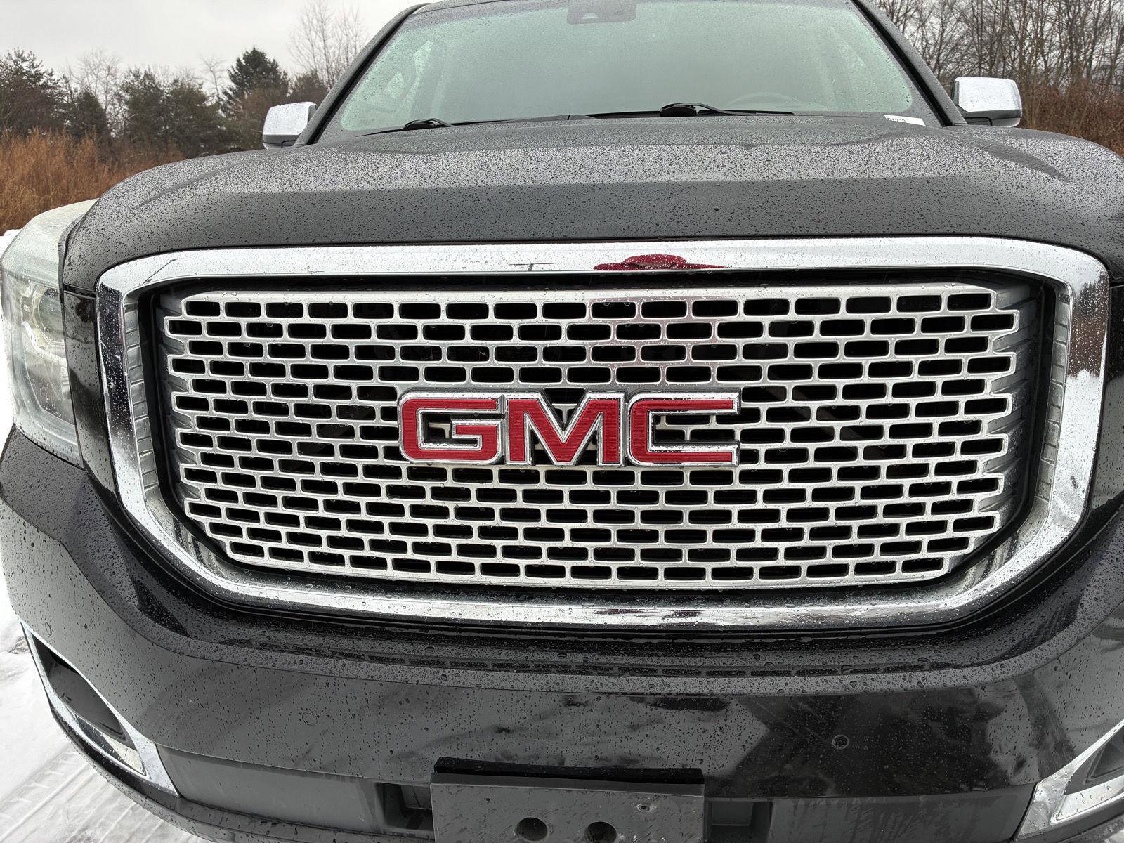 Used 2016 GMC Yukon Denali image 7
