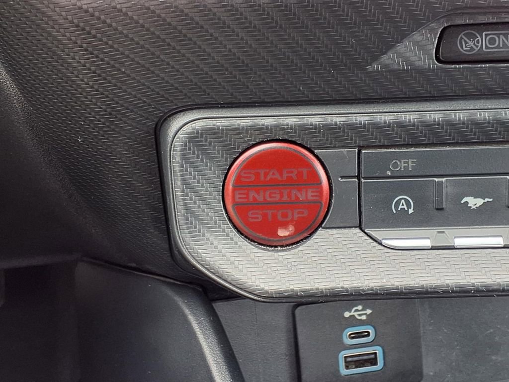 Used 2024 Ford Mustang Premium image 15