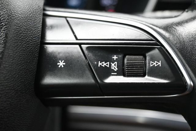 Used 2020 Audi Q3 2.0T Premium AWD/4WD image 26