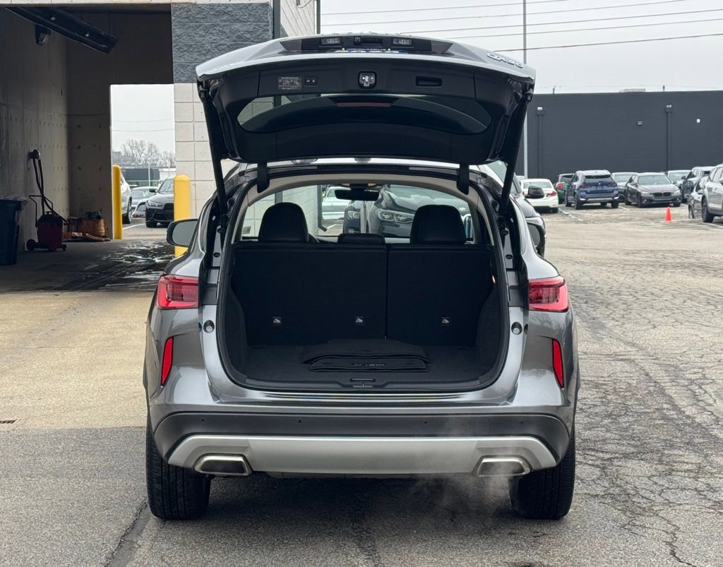 Used 2025 INFINITI QX50 Pure image 29