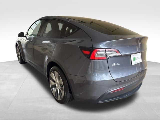 Used 2021 Tesla Model Y Long Range image 6