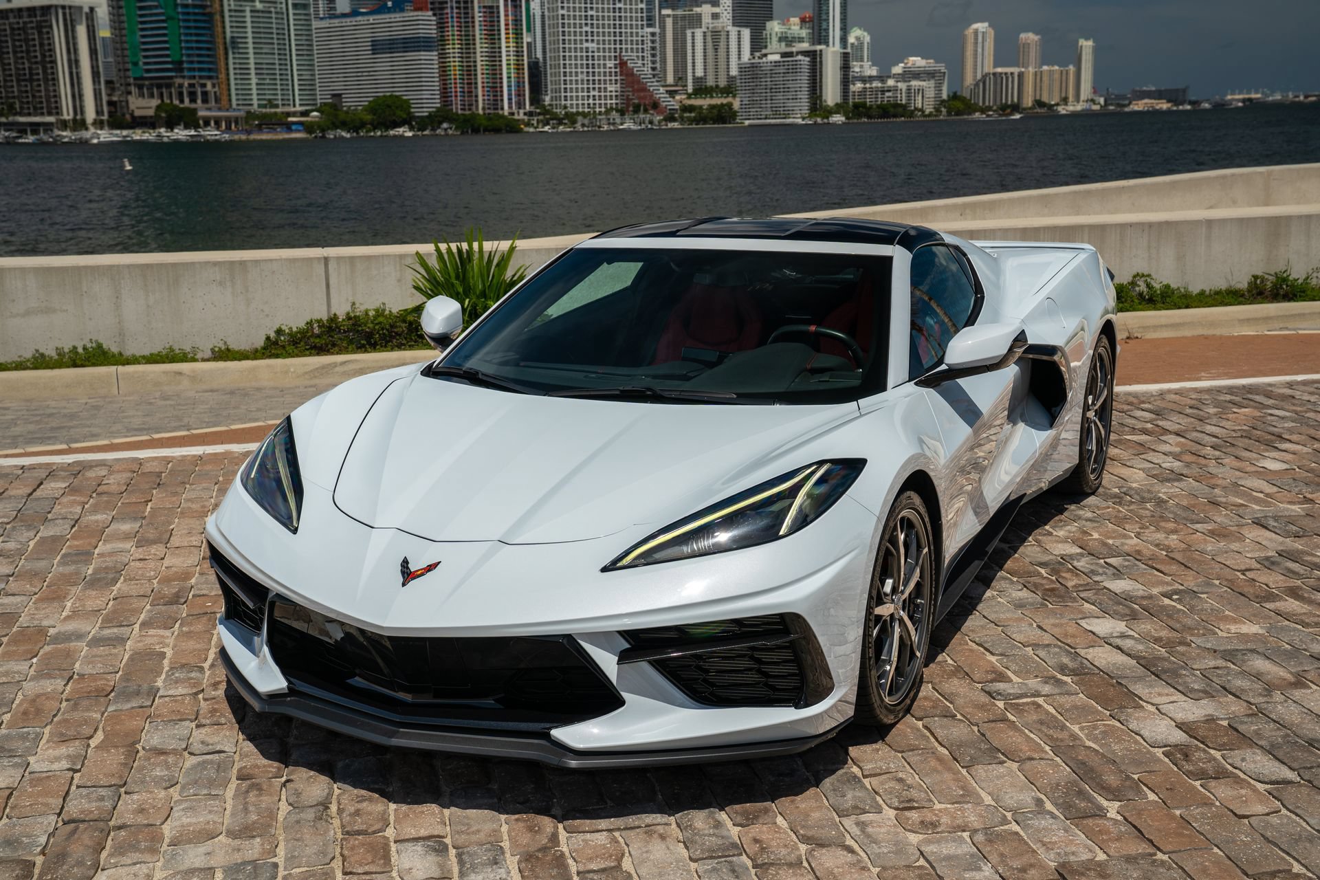 Used 2022 Chevrolet Corvette Stingray Coupe w/ Engine Appearance Package RWD image 13