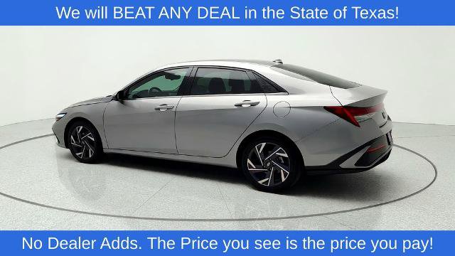 Used 2025 Hyundai Elantra SEL FWD image 5