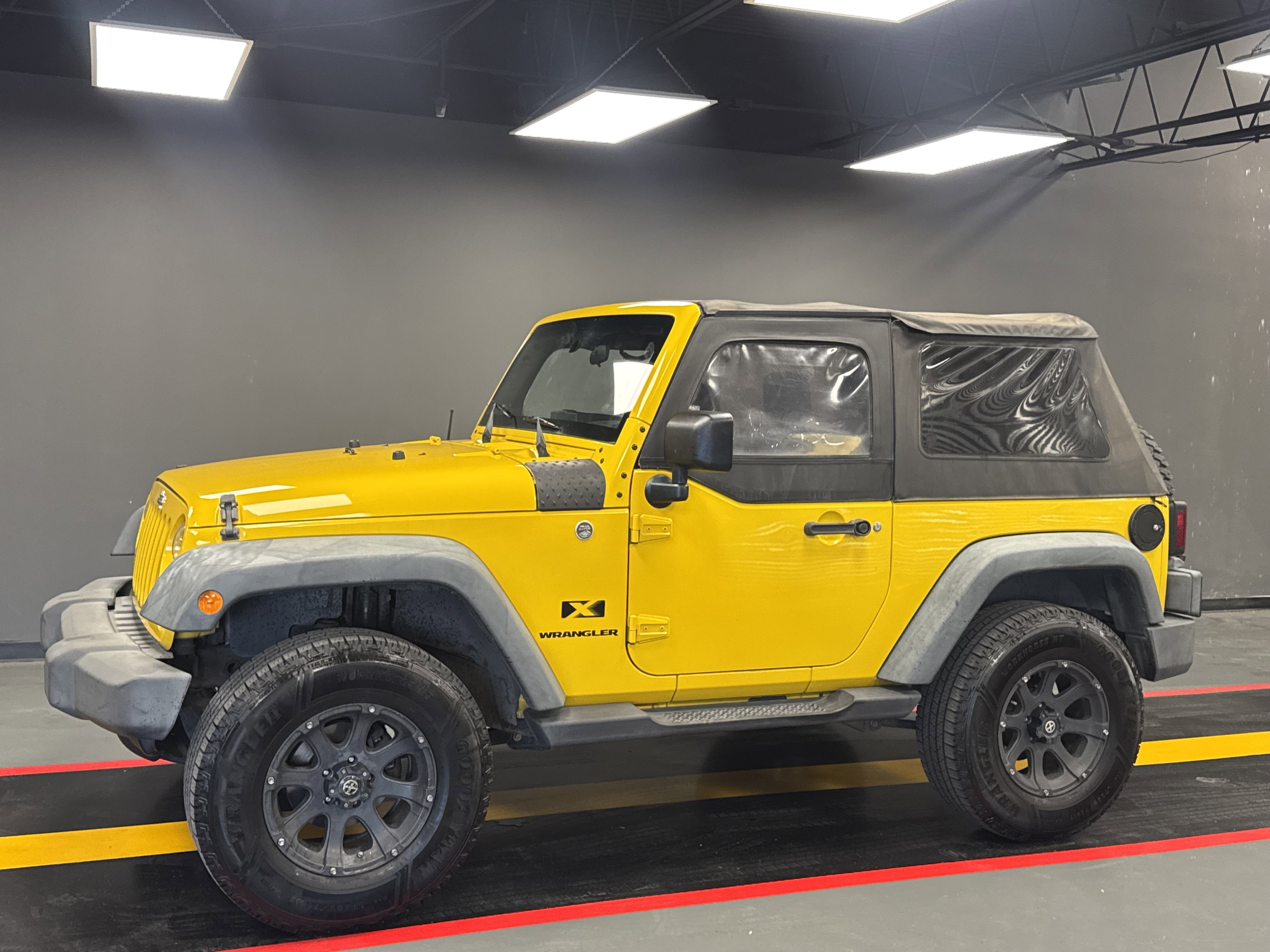 Used 2008 Jeep Wrangler X image 2