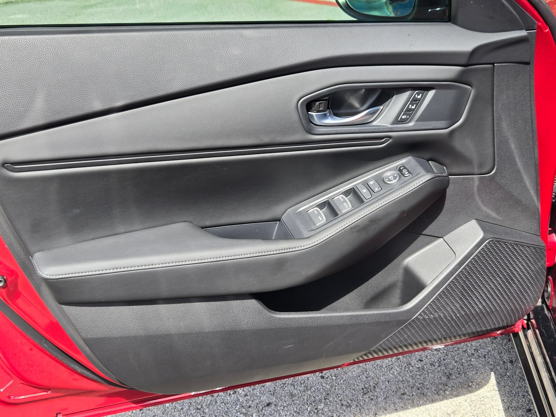 Used 2025 Honda Accord Sport image 10