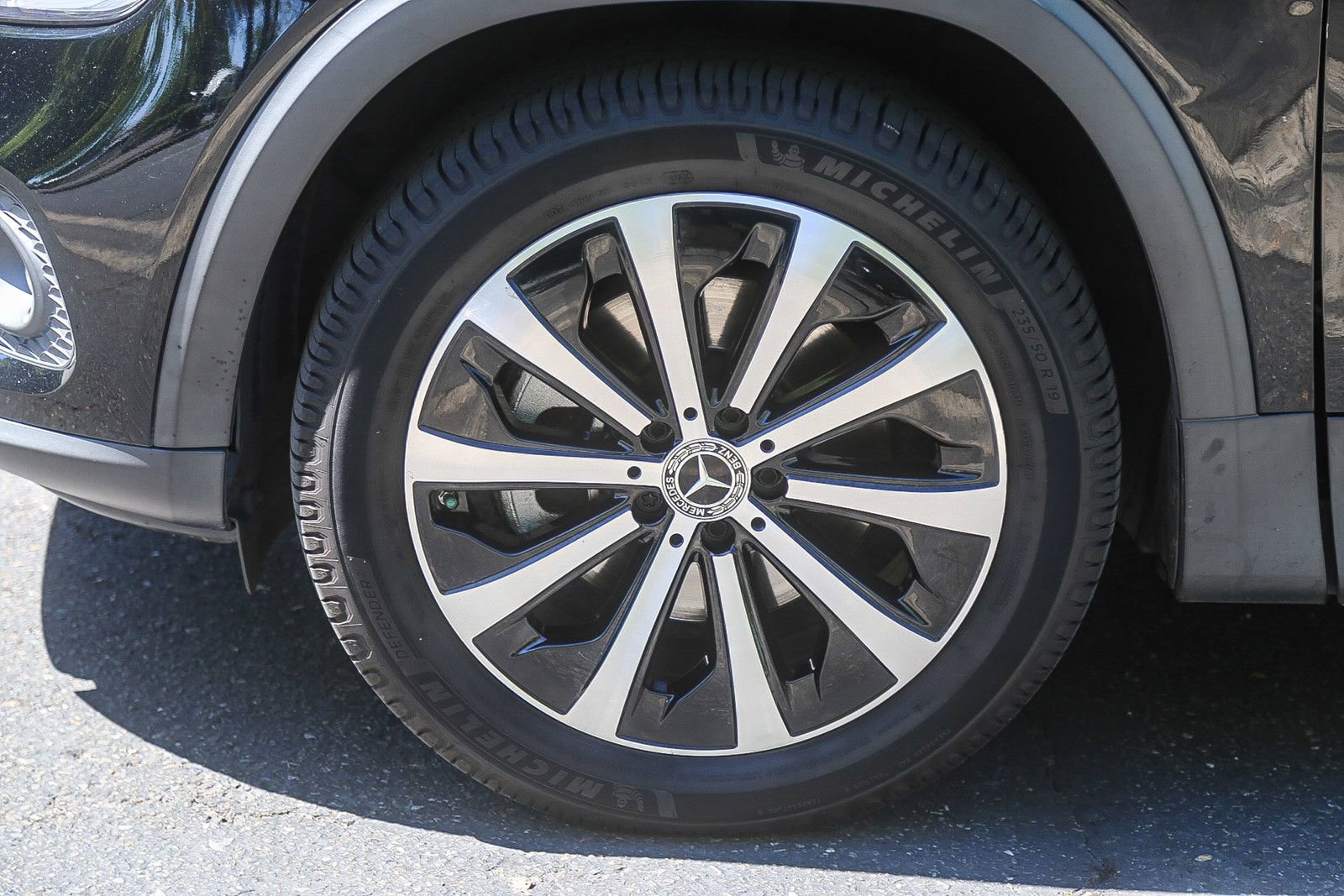 Used 2021 Mercedes-Benz GLB 250 4MATIC image 9
