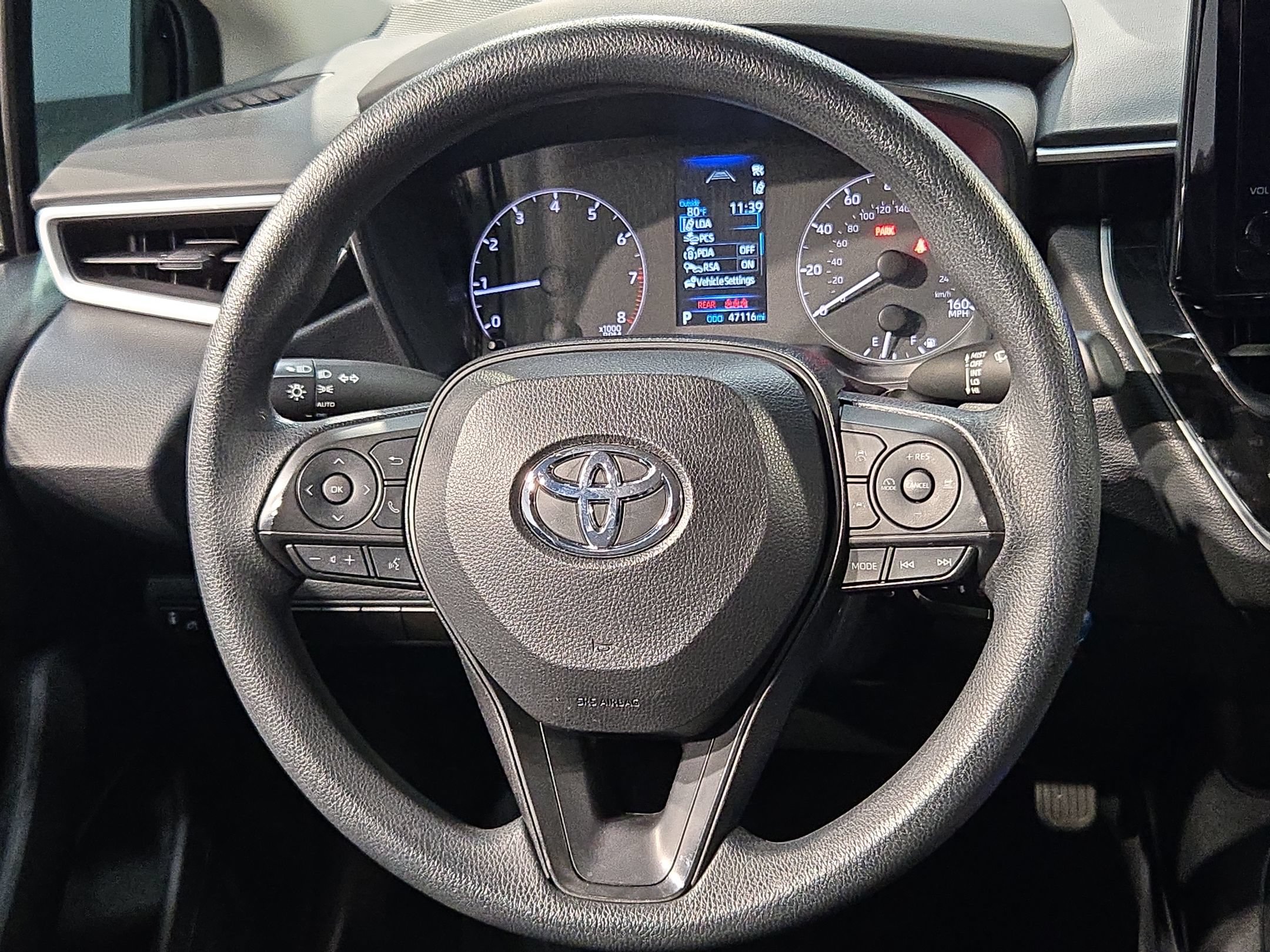 Used 2024 Toyota Corolla LE FWD image 25