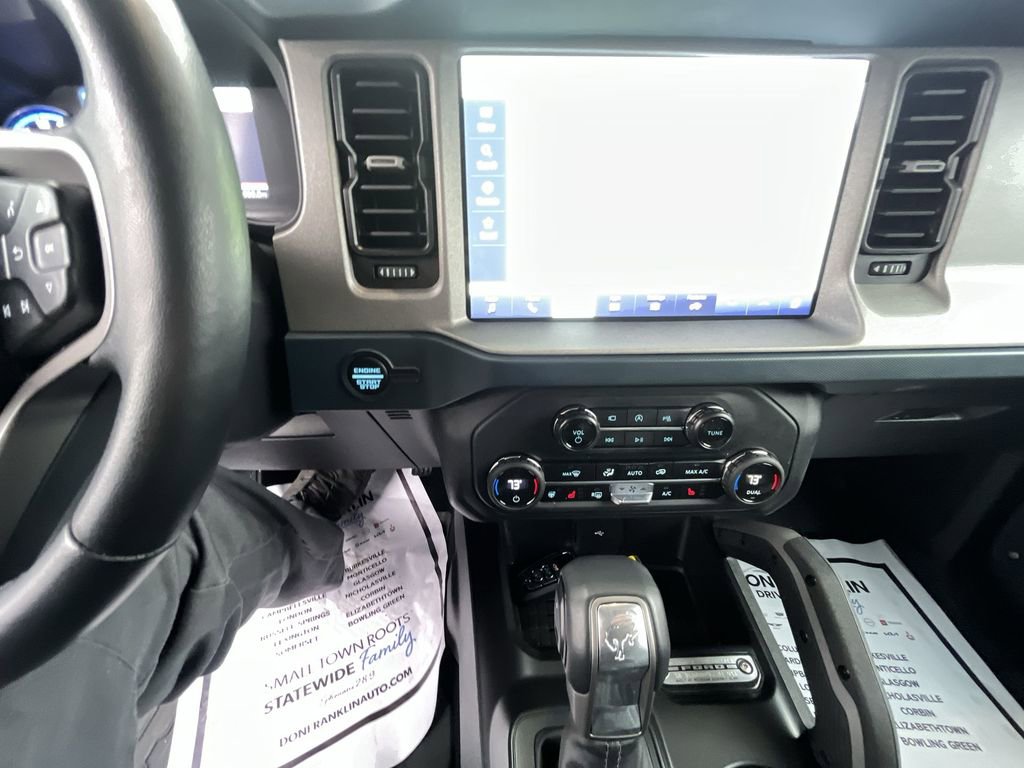 Used 2024 Ford Bronco Outer Banks image 19