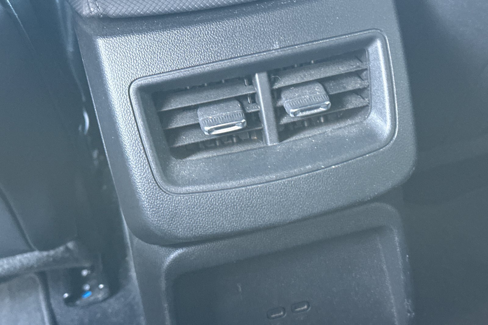 Used 2024 Chevrolet Equinox EV LT FWD image 40