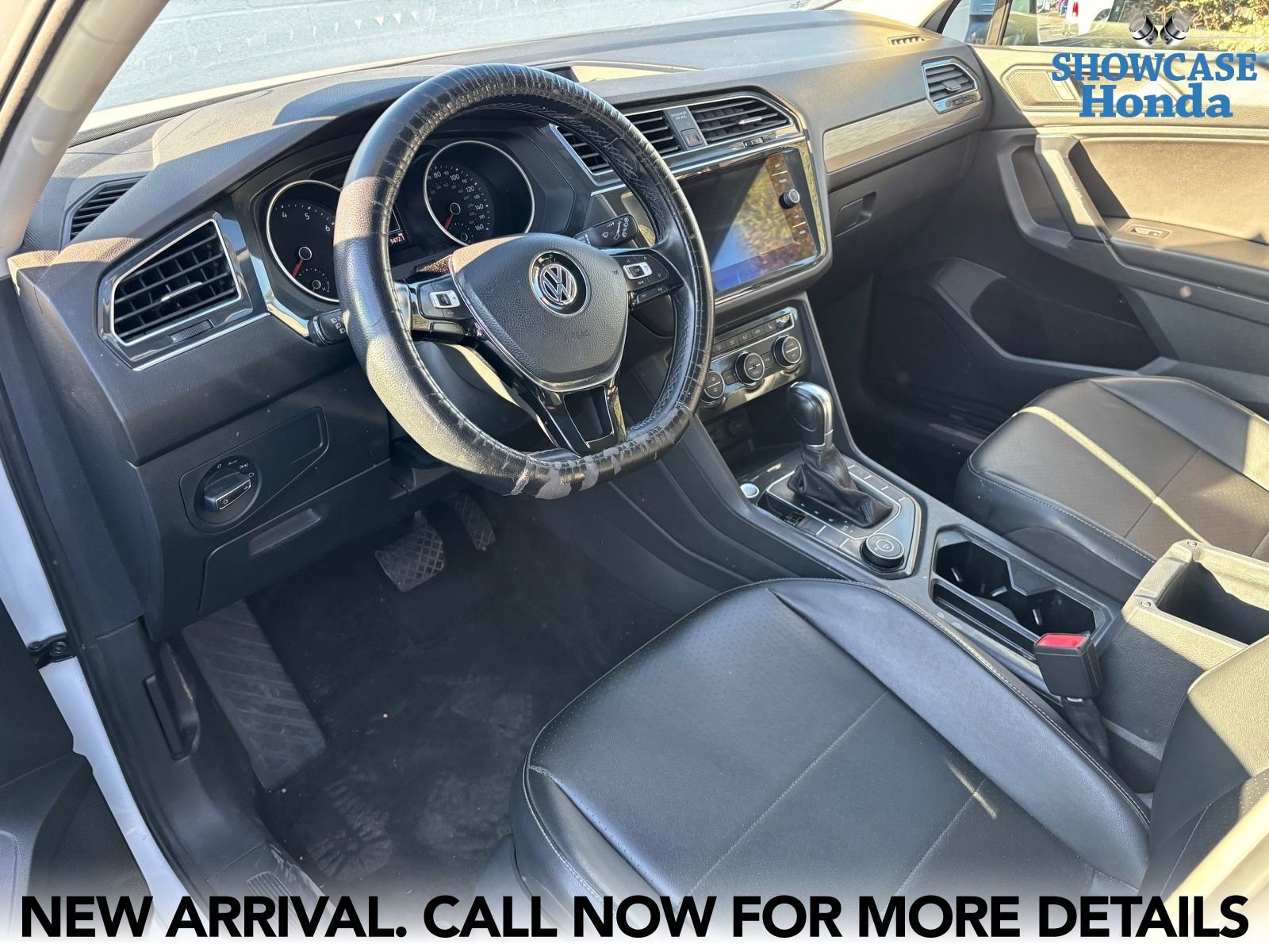 Used 2019 Volkswagen Tiguan SE w/ Panoramic Sunroof Package image 8