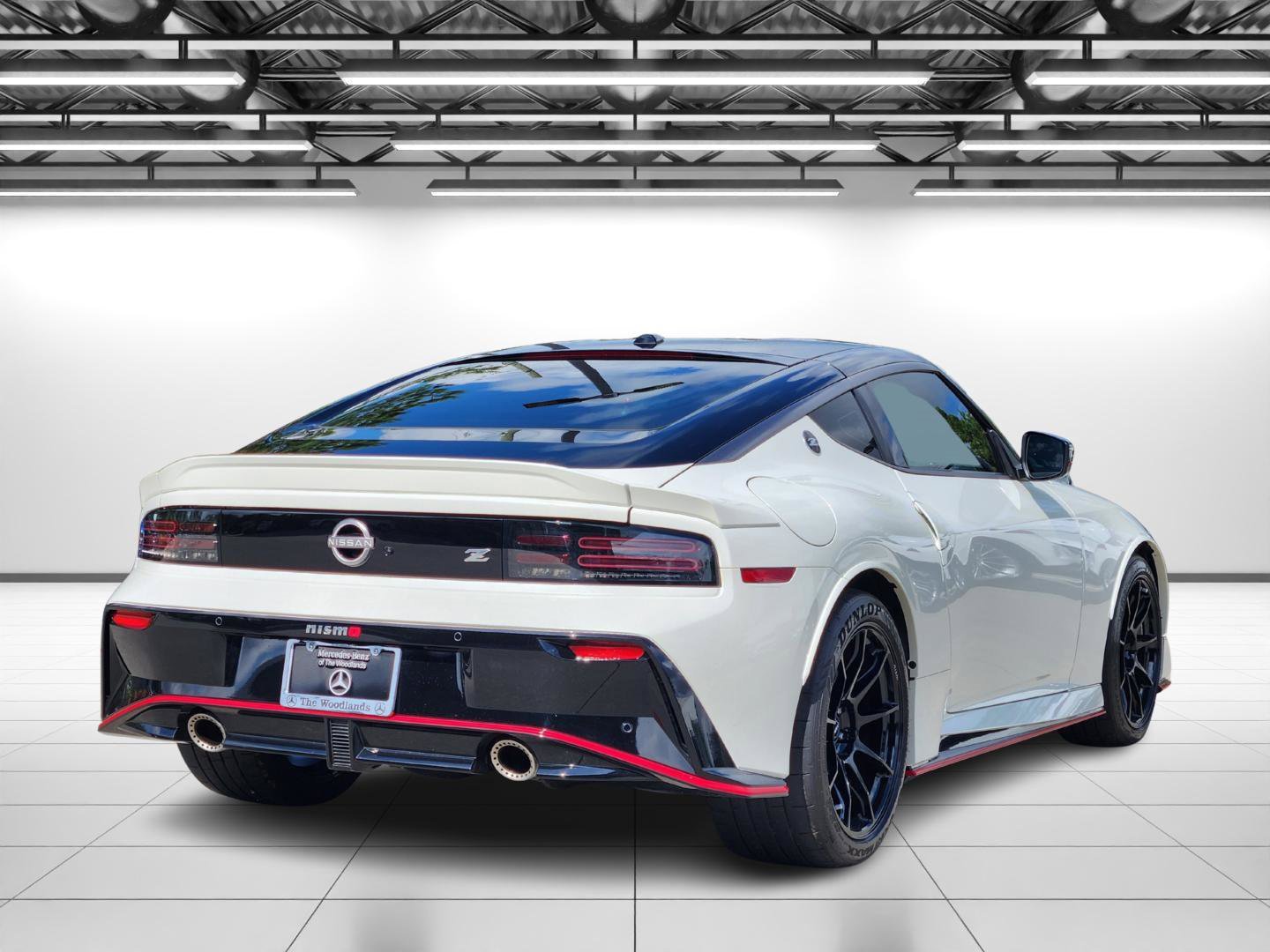 Used 2025 Nissan Z NISMO w/ Floor Mat Package image 9