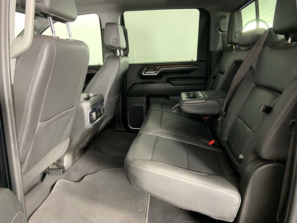 Used 2024 GMC Sierra 3500 SLT w/ SLT Convenience Package image 19