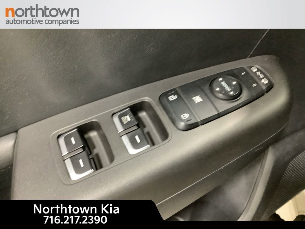 Certified 2020 Kia Sportage LX w/ LX Popular Package image 13