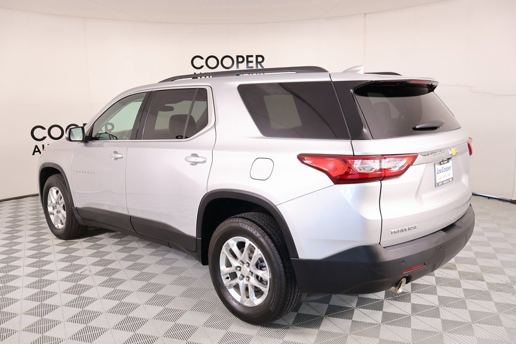 Used 2021 Chevrolet Traverse LT image 23