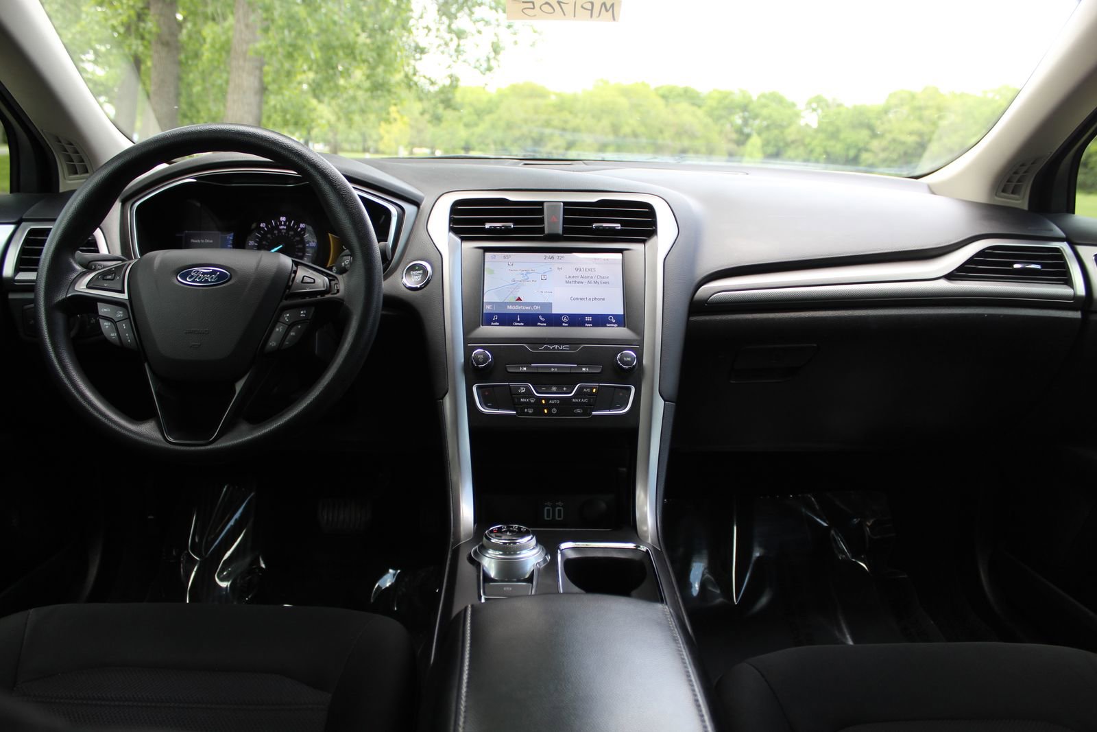 Used 2020 Ford Fusion SE FWD image 10