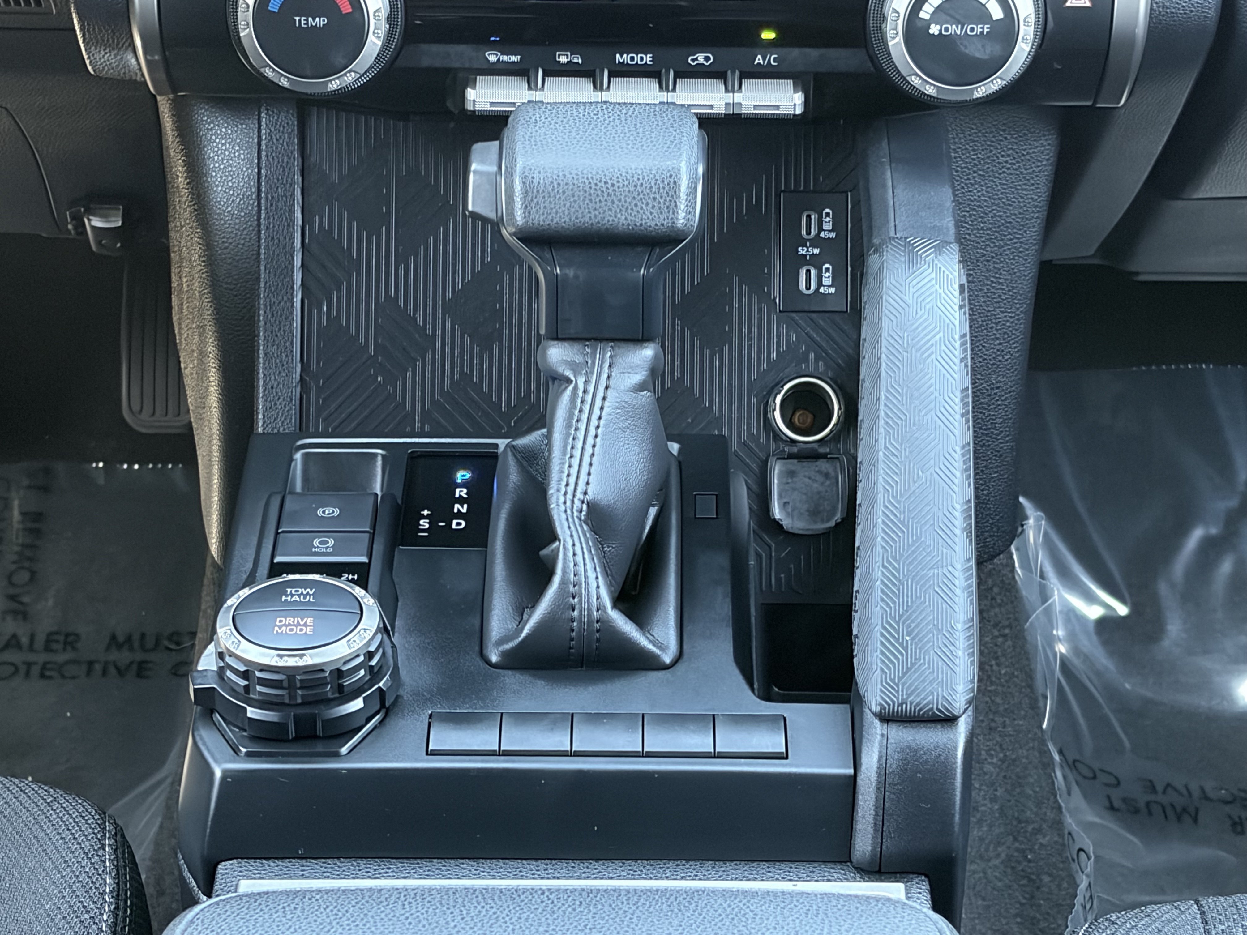 Certified 2025 Toyota 4Runner SR5 AWD/4WD image 16