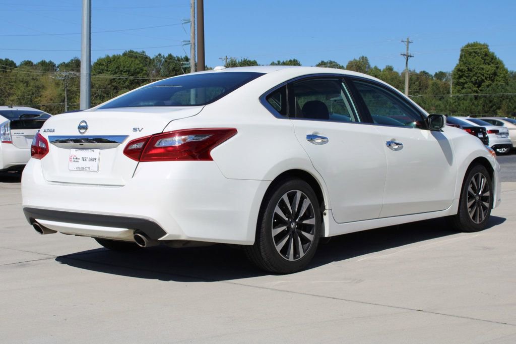 Used 2018 Nissan Altima 2.5 SV image 7