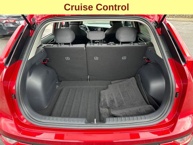 Used 2025 Kia Niro LX image 12