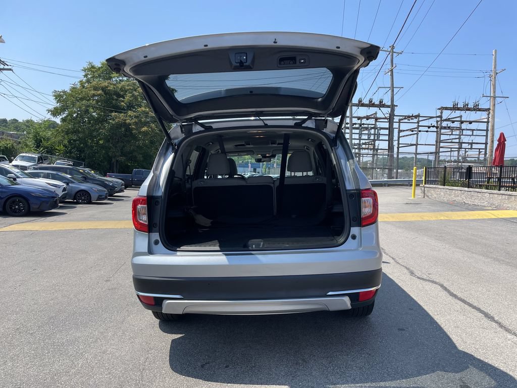 Used 2021 Honda Pilot Touring image 13