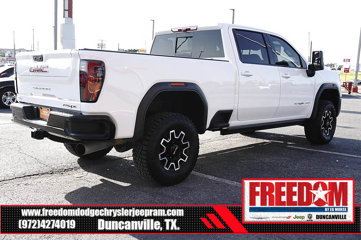 Used 2026 GMC Sierra 2500 AT4X AWD/4WD image 5